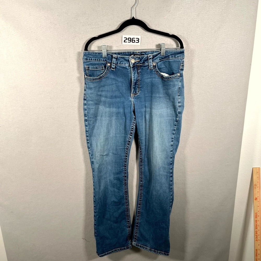 Lee Jeans Womens 34x28 Blue Denim Whiskering Light Wash Mid Rise Fit Bootcut Leg